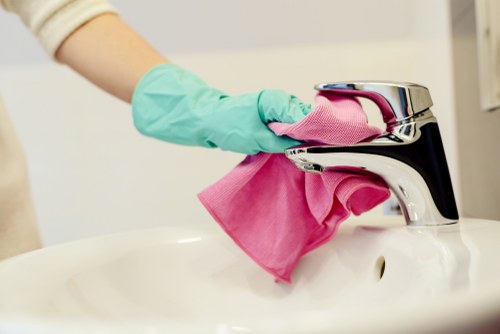 Carpet cleaning service in Hackney for busy local homes