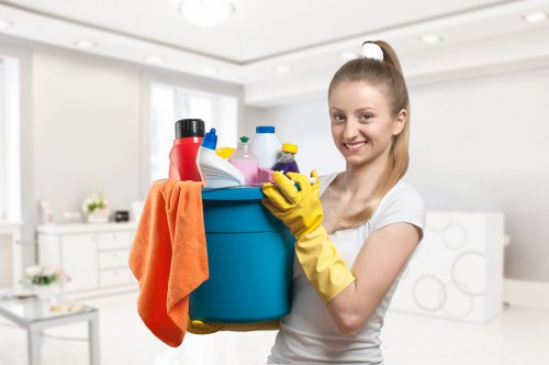 Local regular cleaning service for homes and businesses across Hackney
